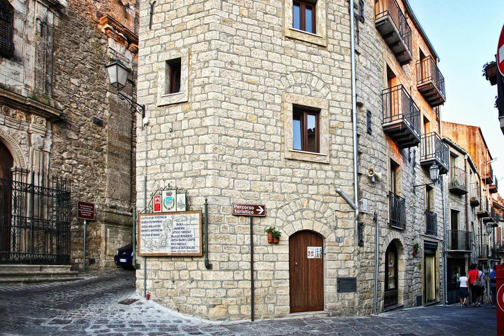 B&B Del Corso Gangi Buitenkant foto