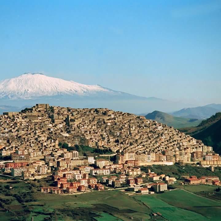 B&B Del Corso Gangi Buitenkant foto