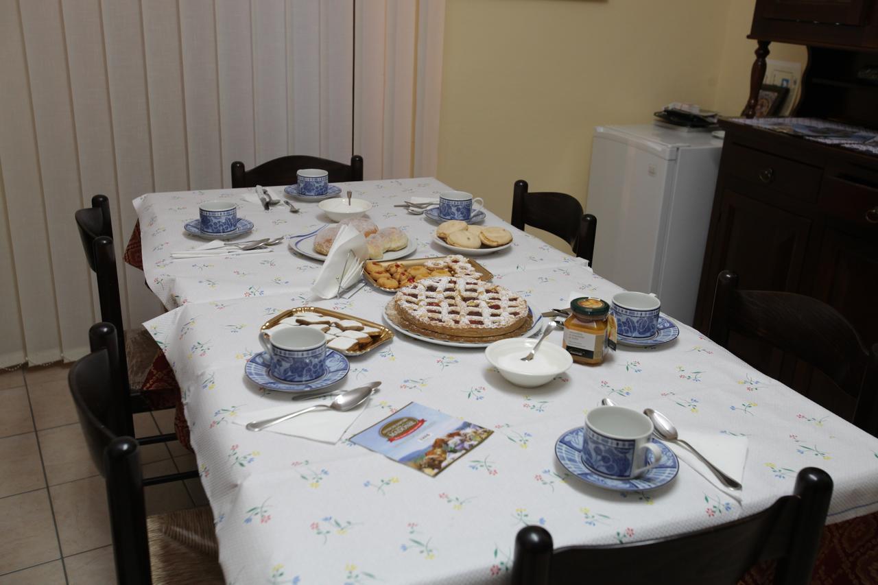 B&B Del Corso Gangi Buitenkant foto